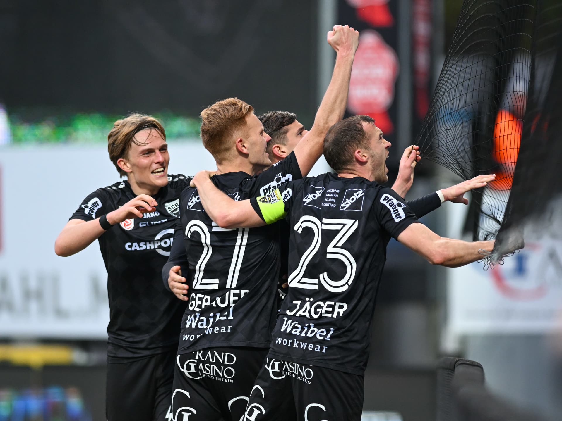 Altacher Mannschaft jubelt