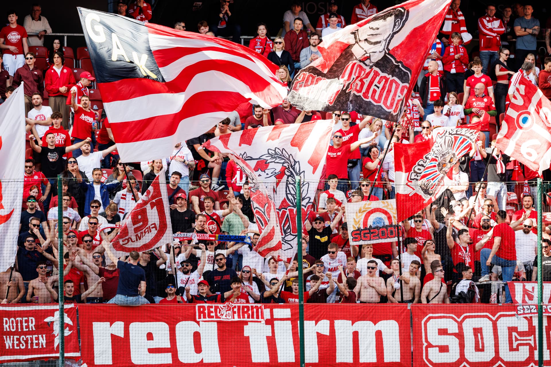 GAK-Fans