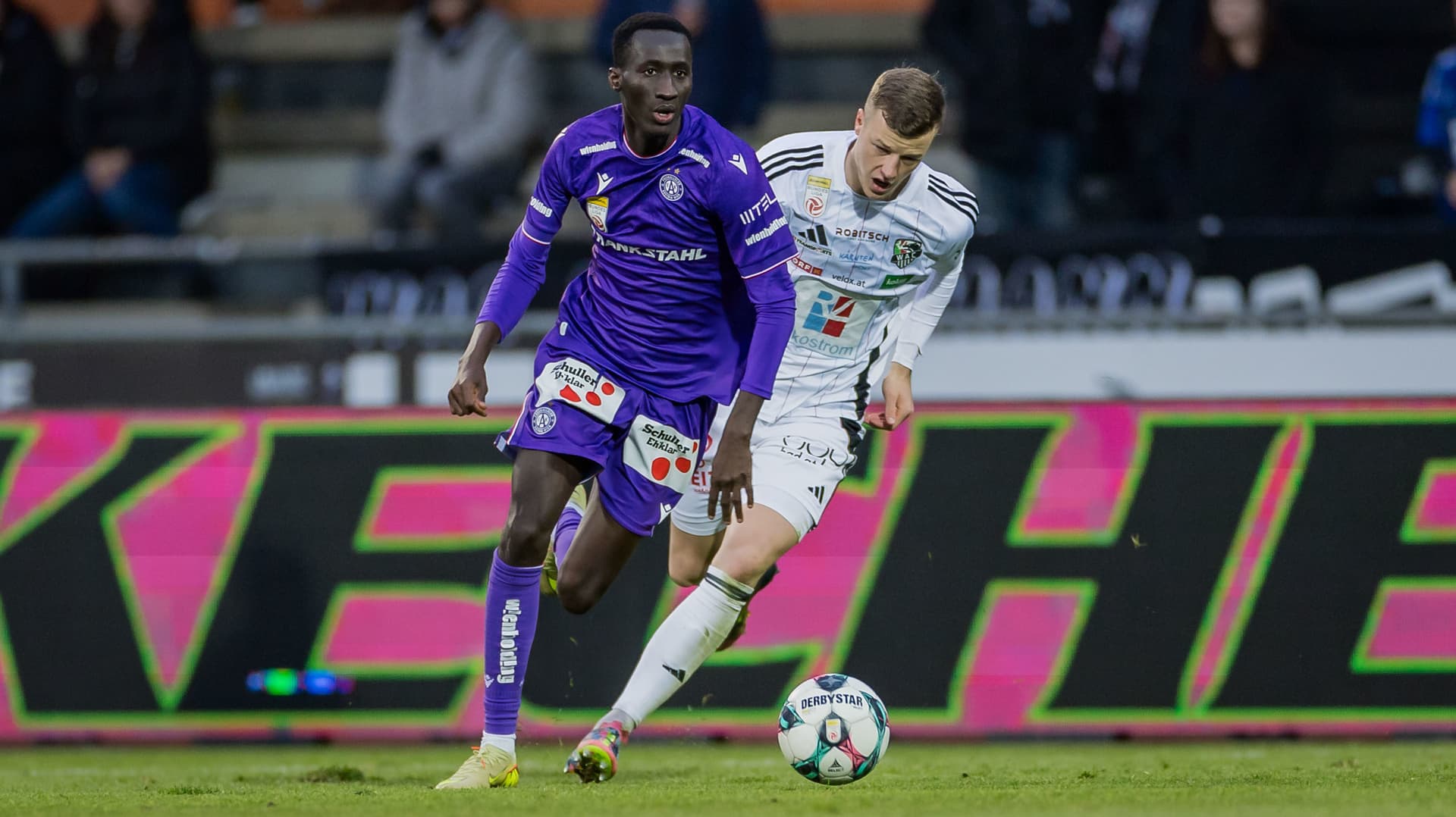 Barry - Action FK Austria Wien