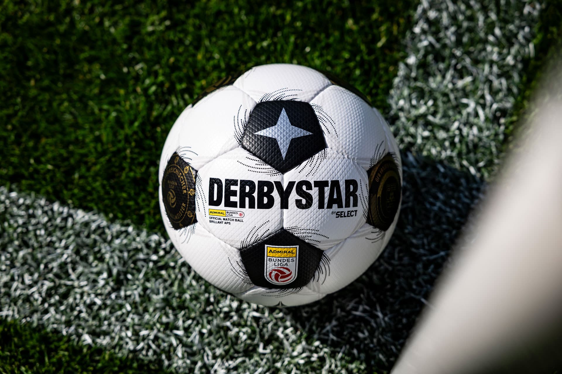 Derbystar Bundesliga Ball Saison 2026/27