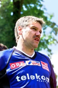 Ernst Baumeister