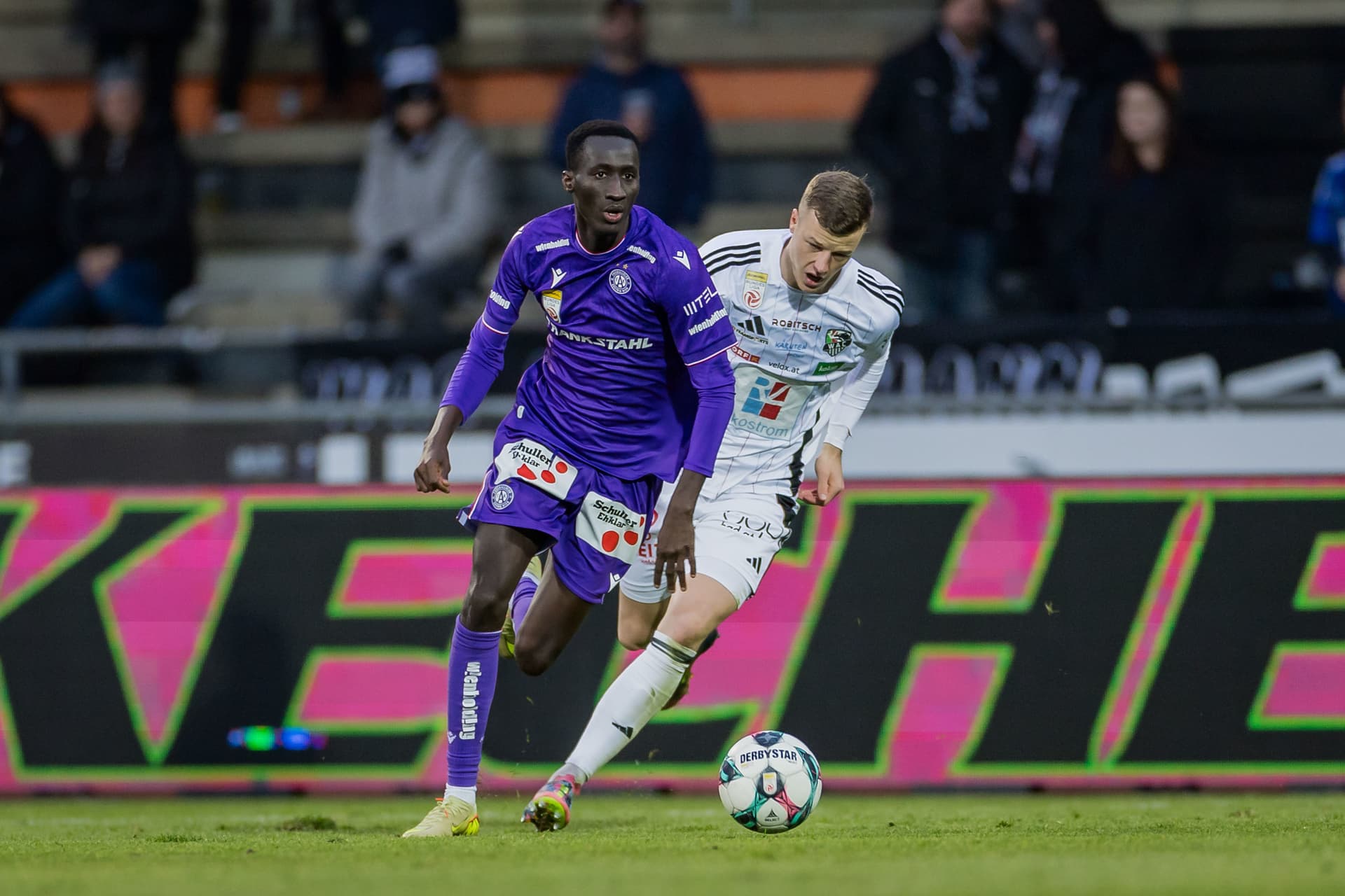 Barry - Action FK Austria Wien