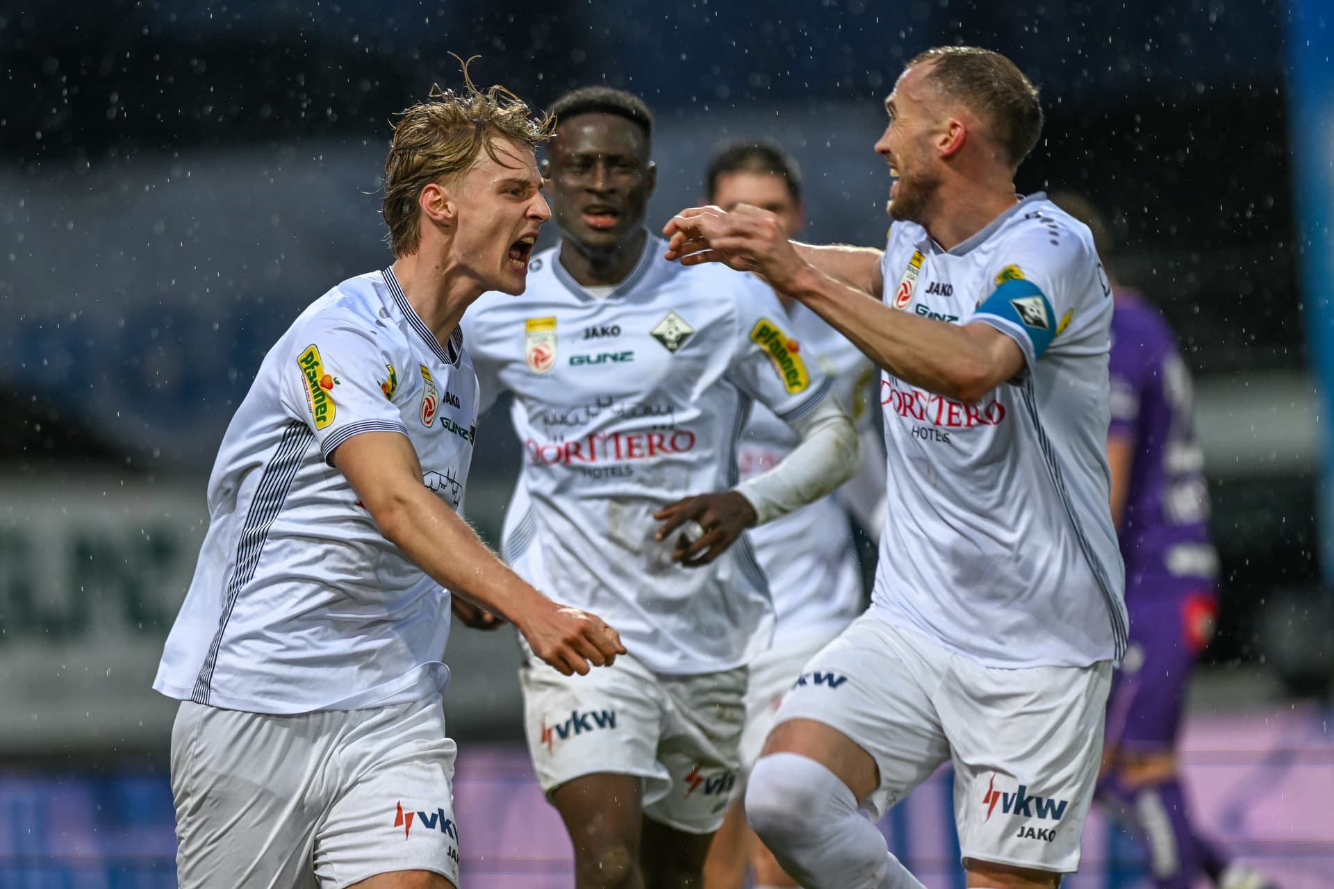 Altacher-Spieler jubeln