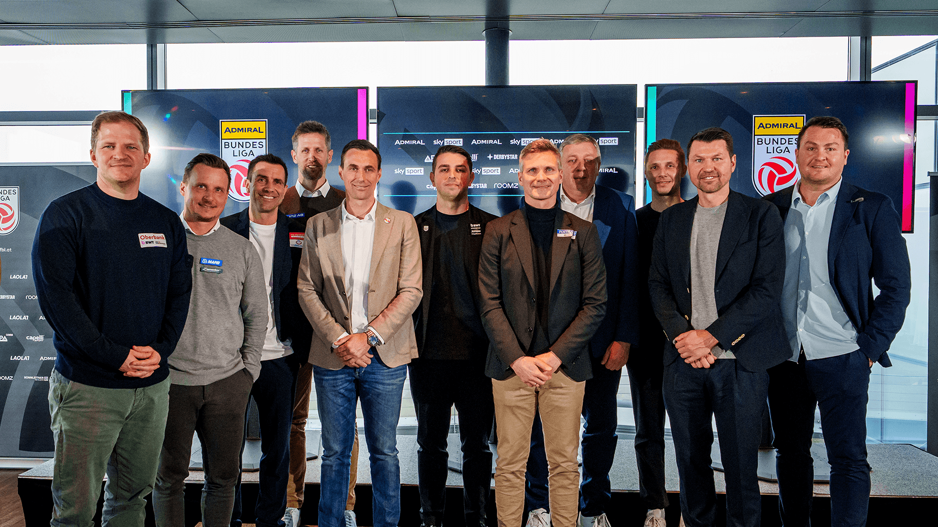 Die 12 Sportdirektoren der Bundesligisten