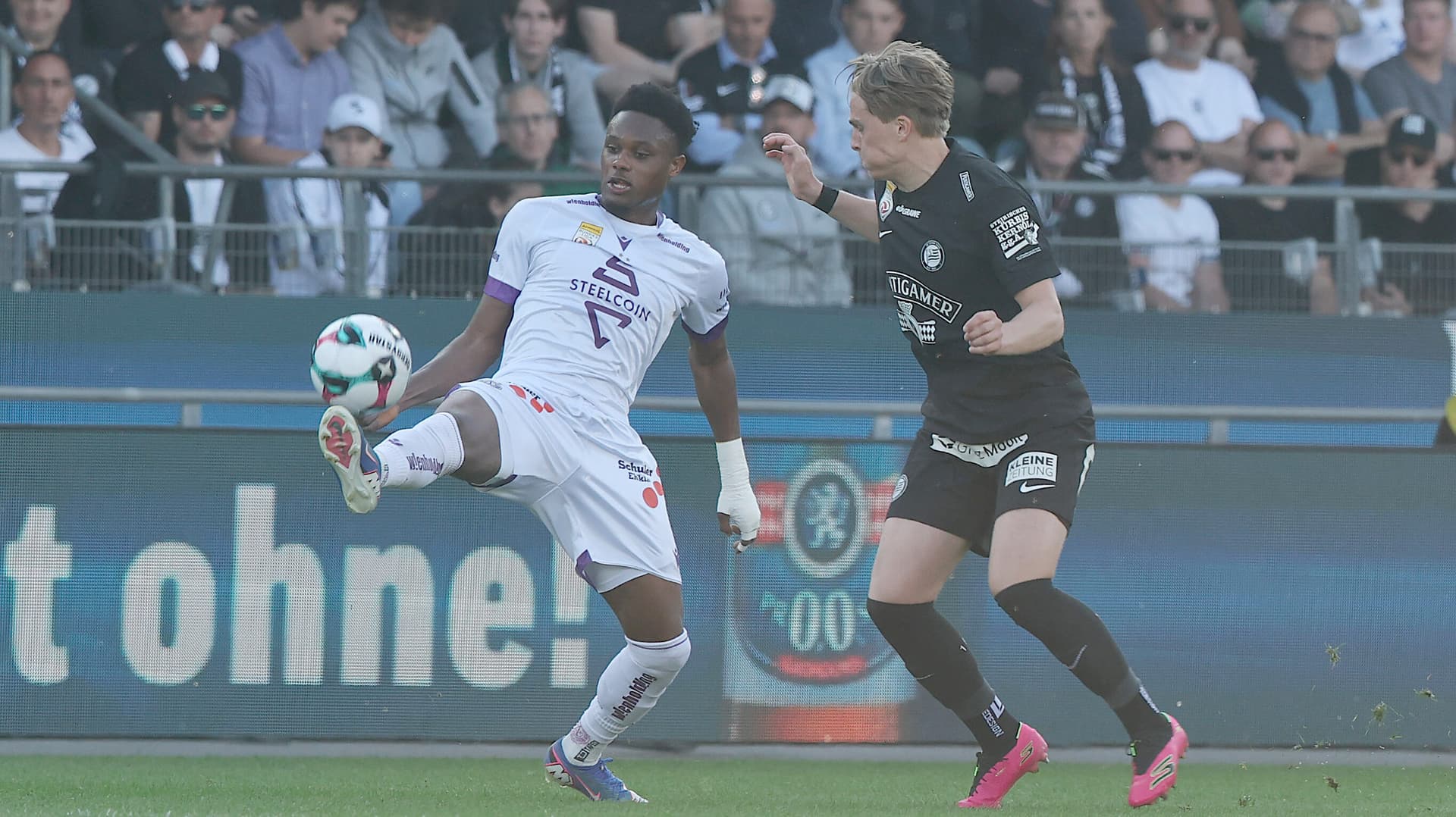 Sturm vs Austria Zweikampf